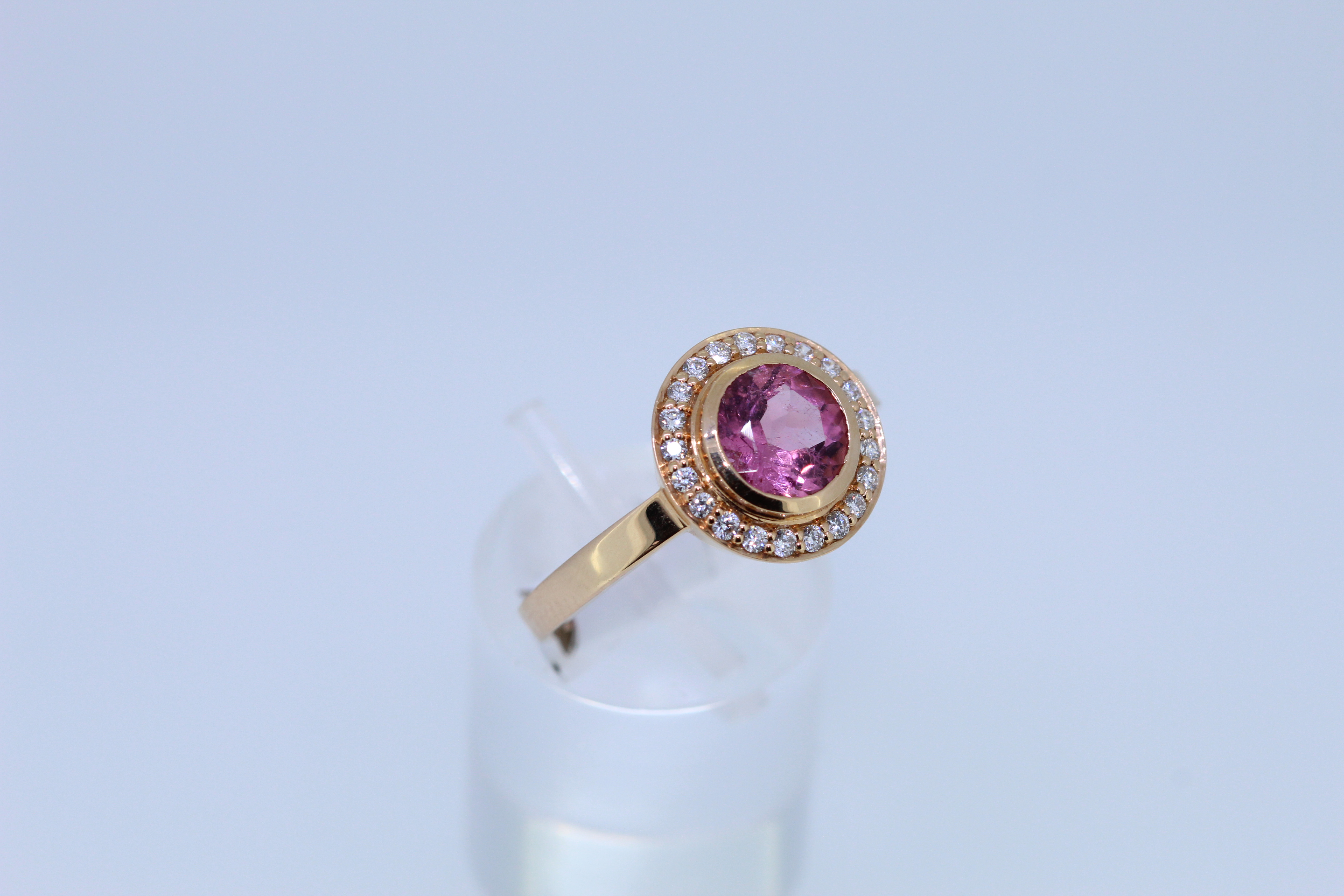 18ct Rose Gold Tourmaline And Diamond Ring - Image 3 of 5