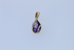 9ct Hallmark Yellow Gold Amethyst Pendant