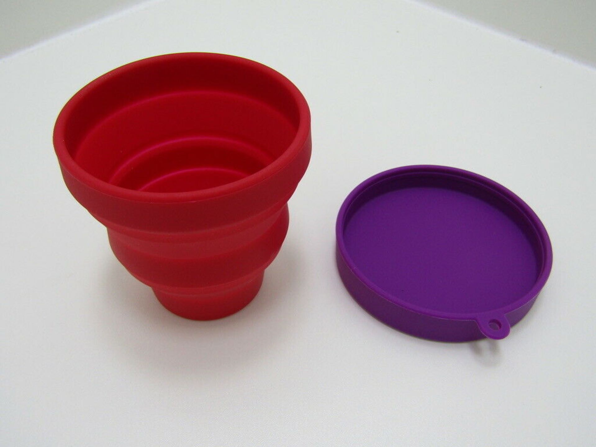 7 x Pop up cups. Various colours. - Bild 2 aus 8