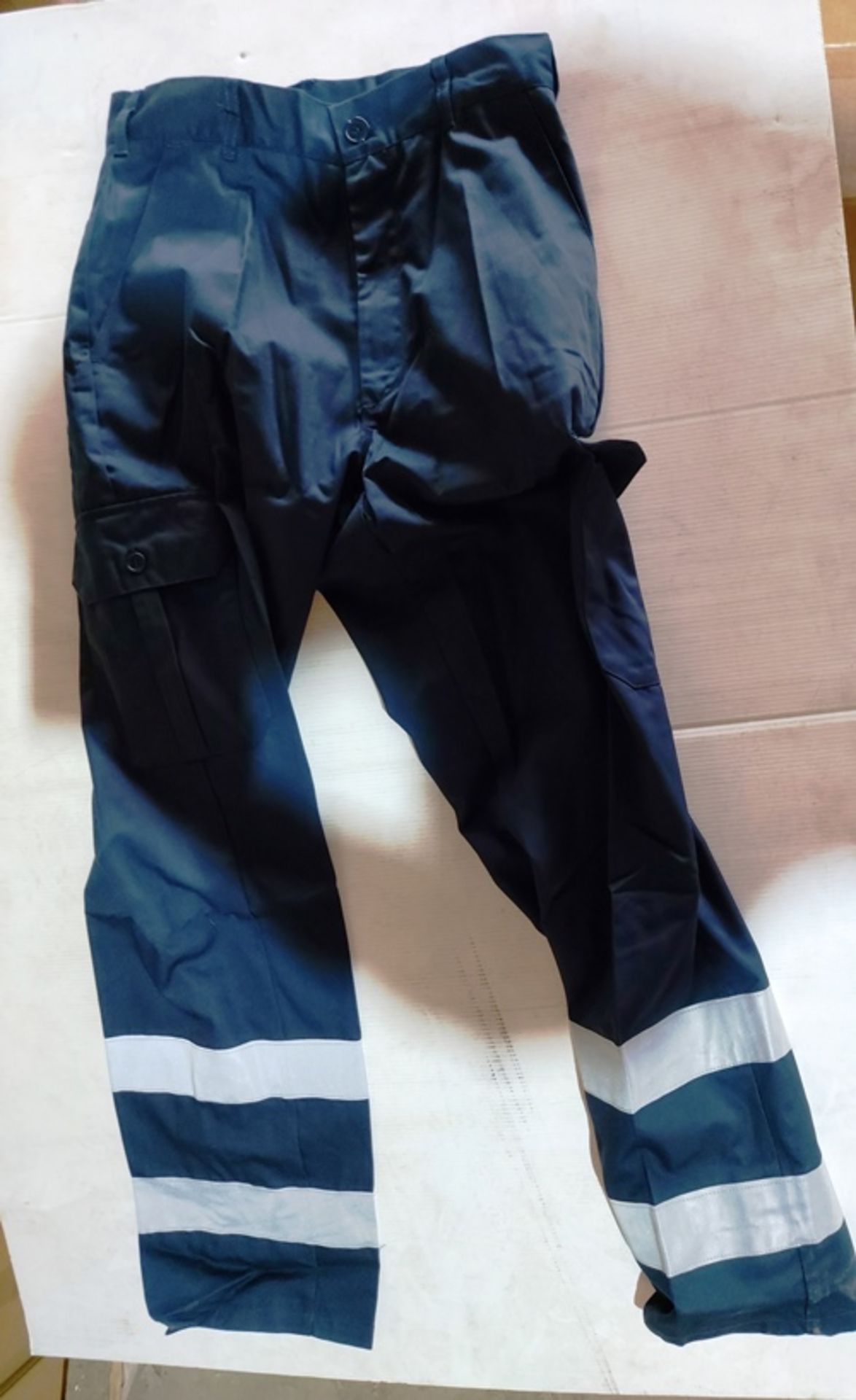10 x Navy combat trousers workwear trousers size 30 regular new in original packaging - Image 2 of 2