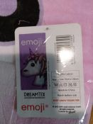 60 X Dreamtex Emoji Printed Towels 70Cm X 140Cm Original Rrp £9.99