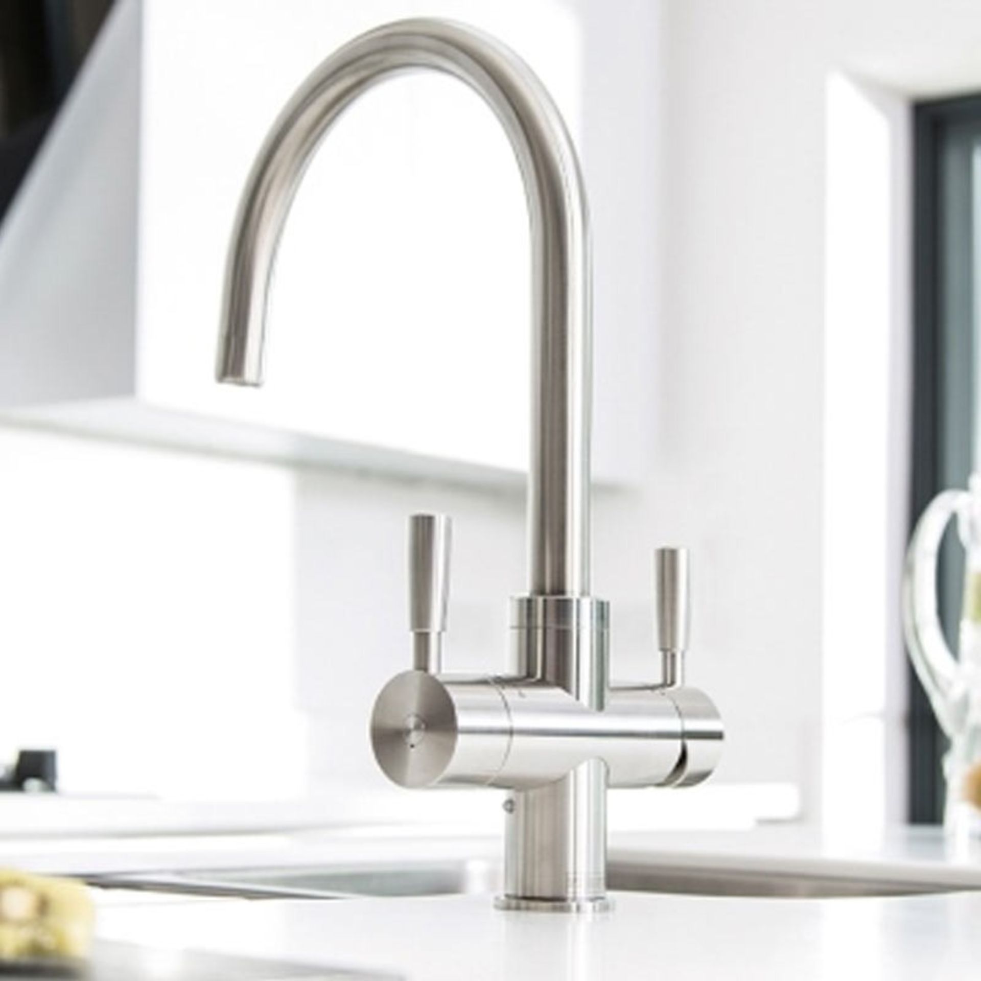 NEW (NS36) FRANKE Omni 4-in-1 Tap Omni Stainless Steel. RRP £1,159.20. Ultimate convenience | ...