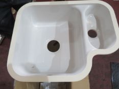 NEW (NS170) Franke, Ceramic Sink White Undermount Round Sink 2 Bowl.