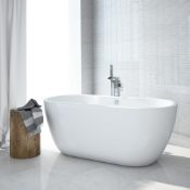 NEW (REF100) 1700x800mm Double Ended Round Bath. Comes complete with round side panel. Bath is ...