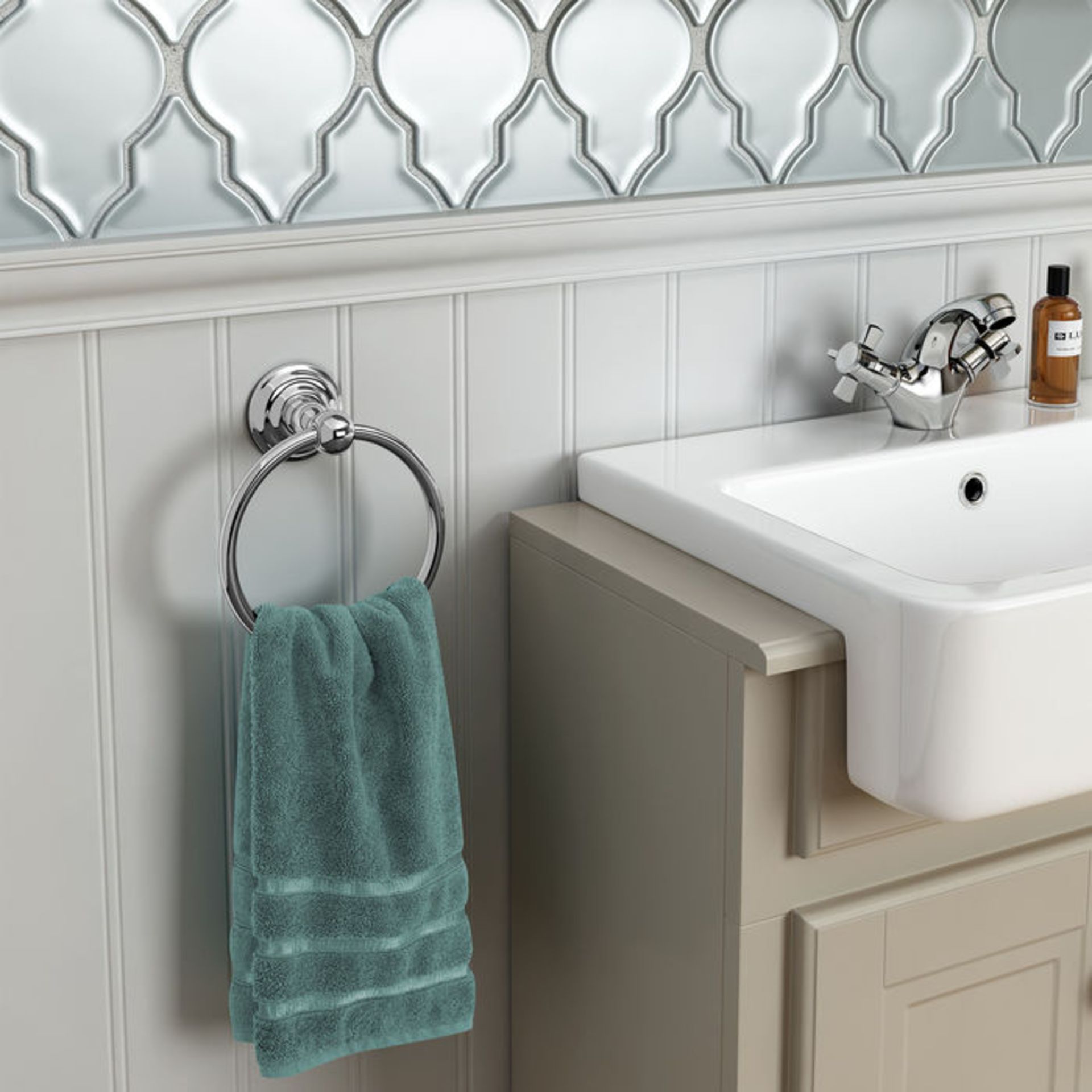NEW (NK71) Jesmond Toilet Roll Holder Finishes your bathroom with a little extra functionality... - Image 2 of 3