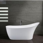 NEW (C2) 1700x800mm Single Ended Slipper Bath. Freestanding Bath provides a luxurious bathing e...