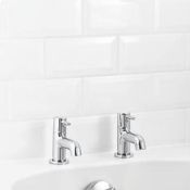 NEW (JG125) NEW & BOXED HOFFELL BATH PILLAR TAPS. Chrome-plated brass bath pillar taps. Easy t...