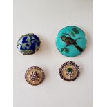 2 Brooches and 2 scarf clips