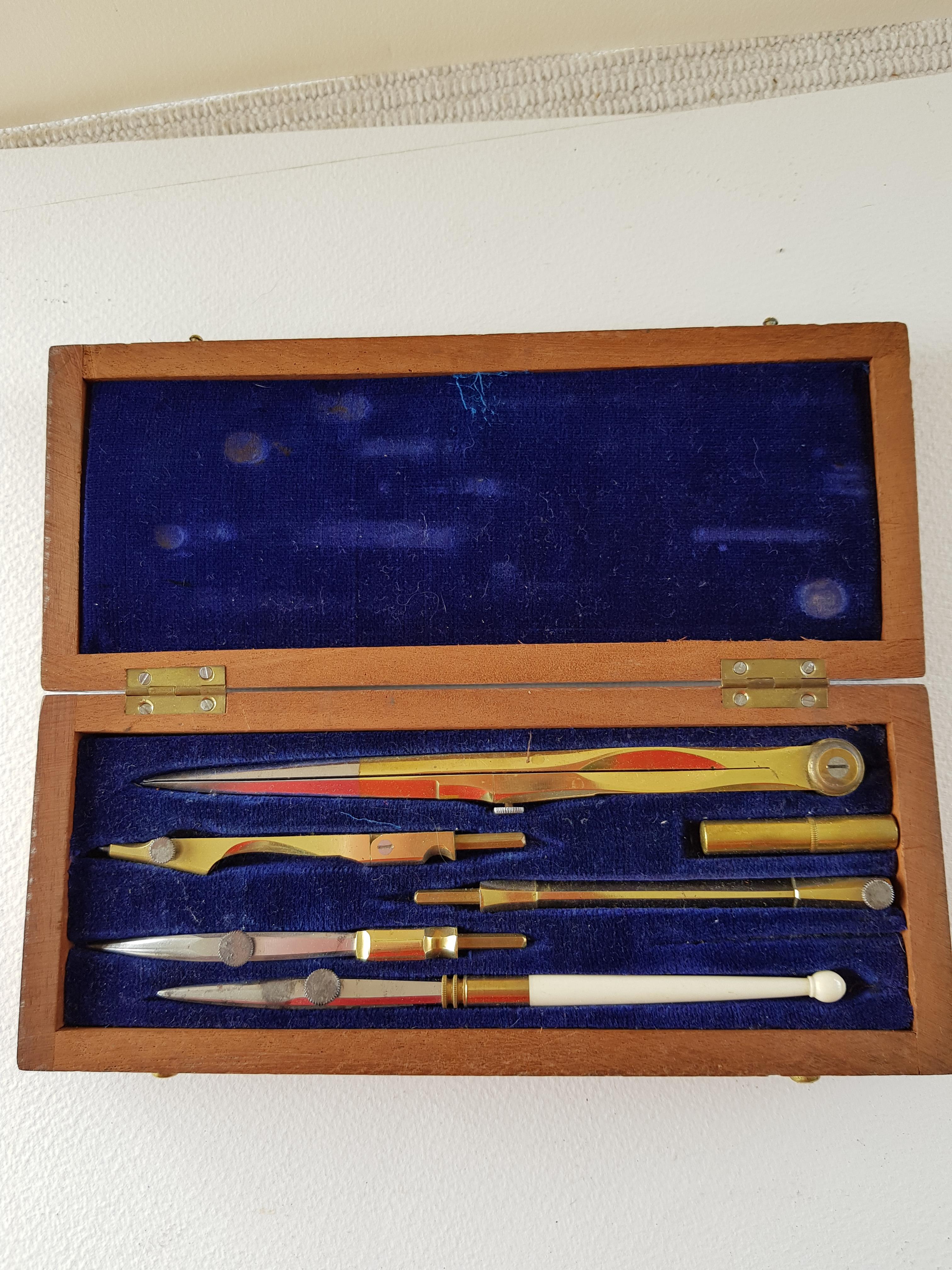 Quality Vintage Draughsman Set - Image 3 of 3