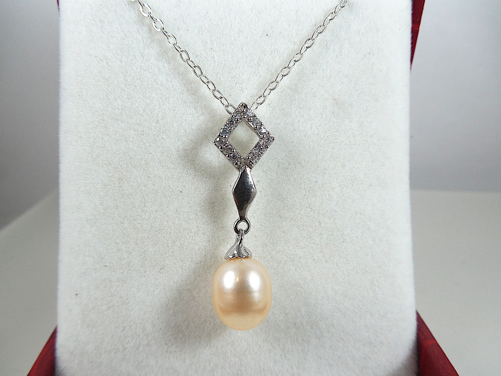 Silver necklace with Pearl pendant - Image 2 of 5