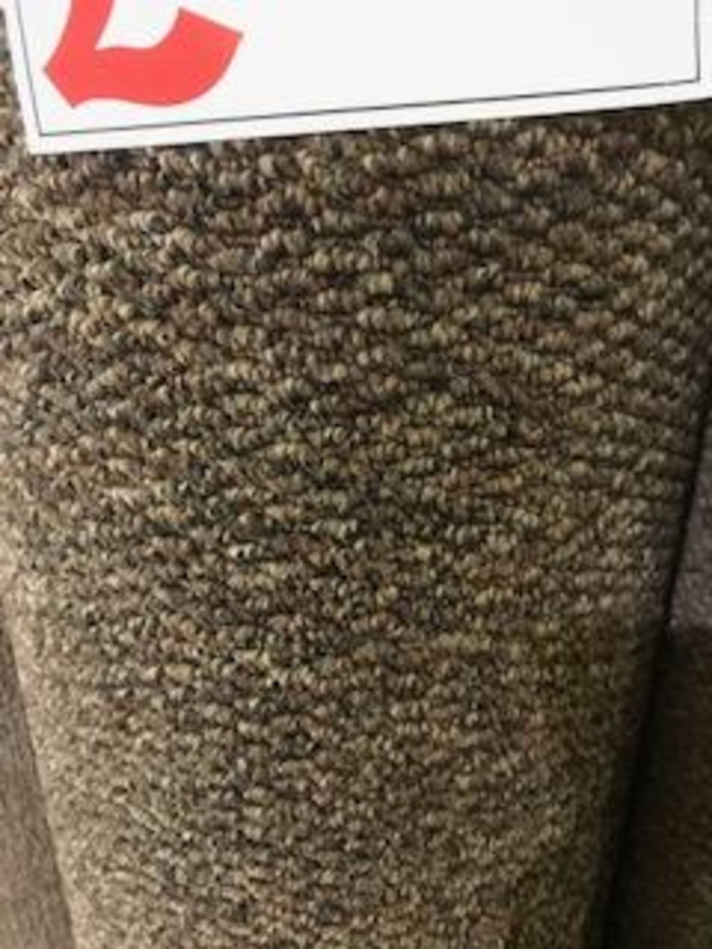 Dark brown good quality carpet - Image 2 of 3