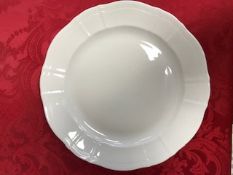 Hallmark by Royal Doulton 12" plate x 25