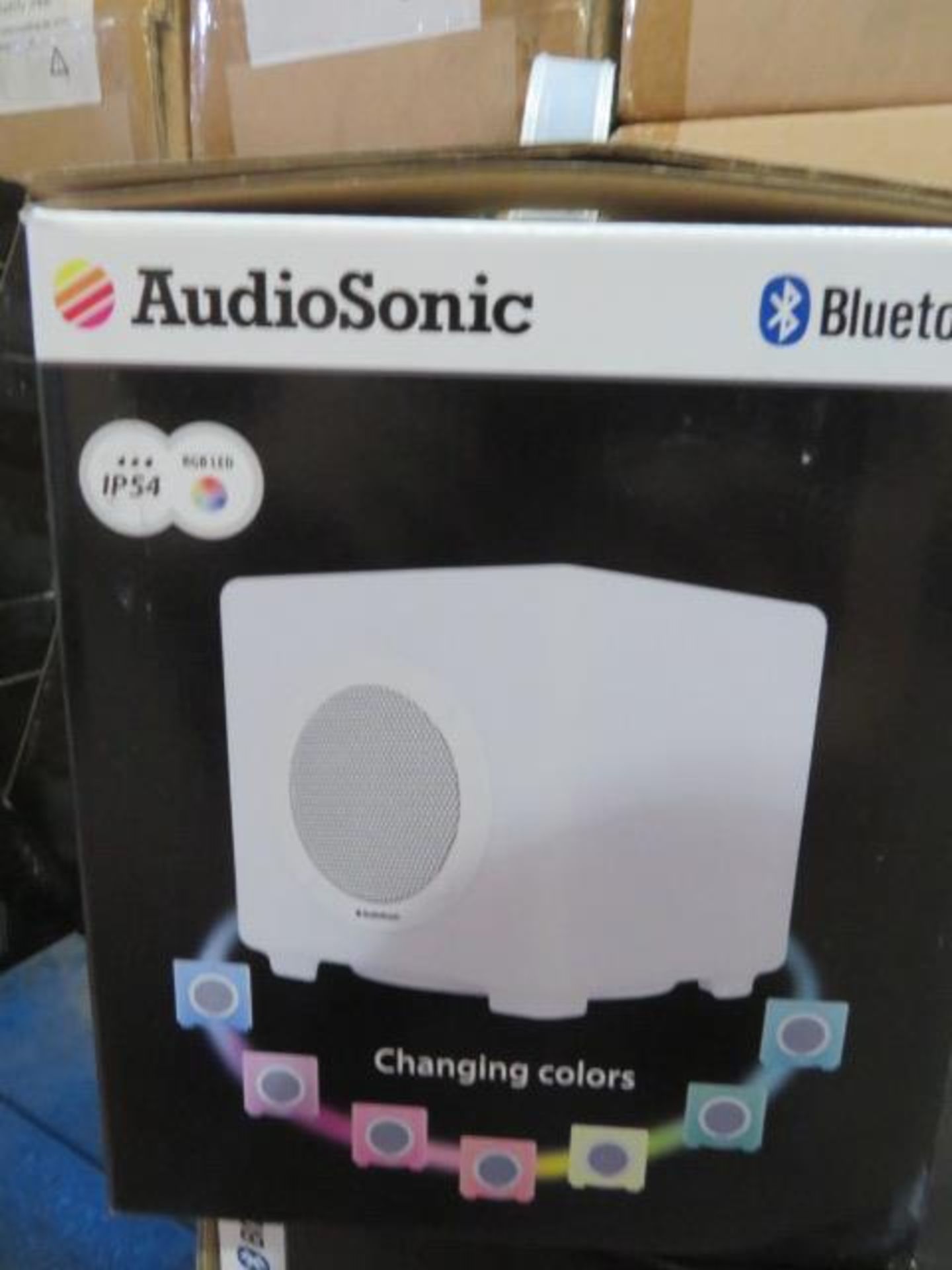 New & Boxed Audio Sonic Bluetooth Sk1537 Outdoor Led Colour Changing Speaker. 6 Watt. - Bild 2 aus 2