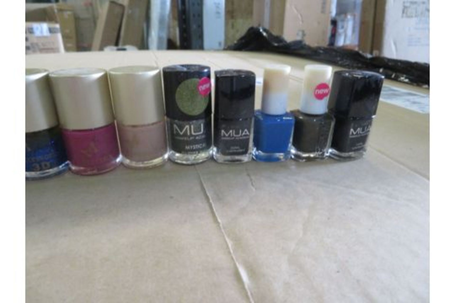 40,150 x Various nail varnish. Includes a selection of colours and styles. - Image 7 of 12