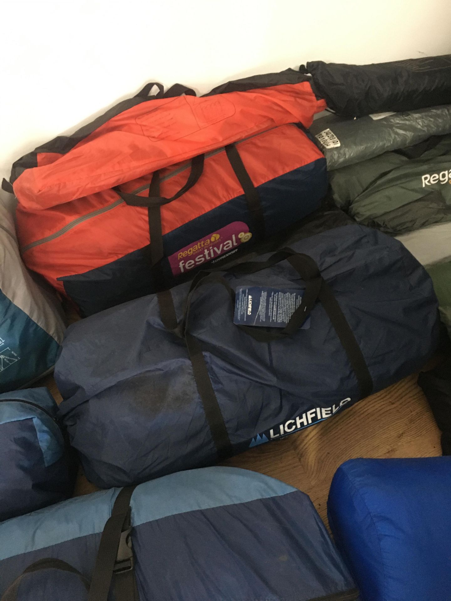 job lot of tents, windbreakers and sleeping bags 18 items £2000+ - Image 7 of 8