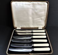 Cased Set Viners Art Deco Butter Knives