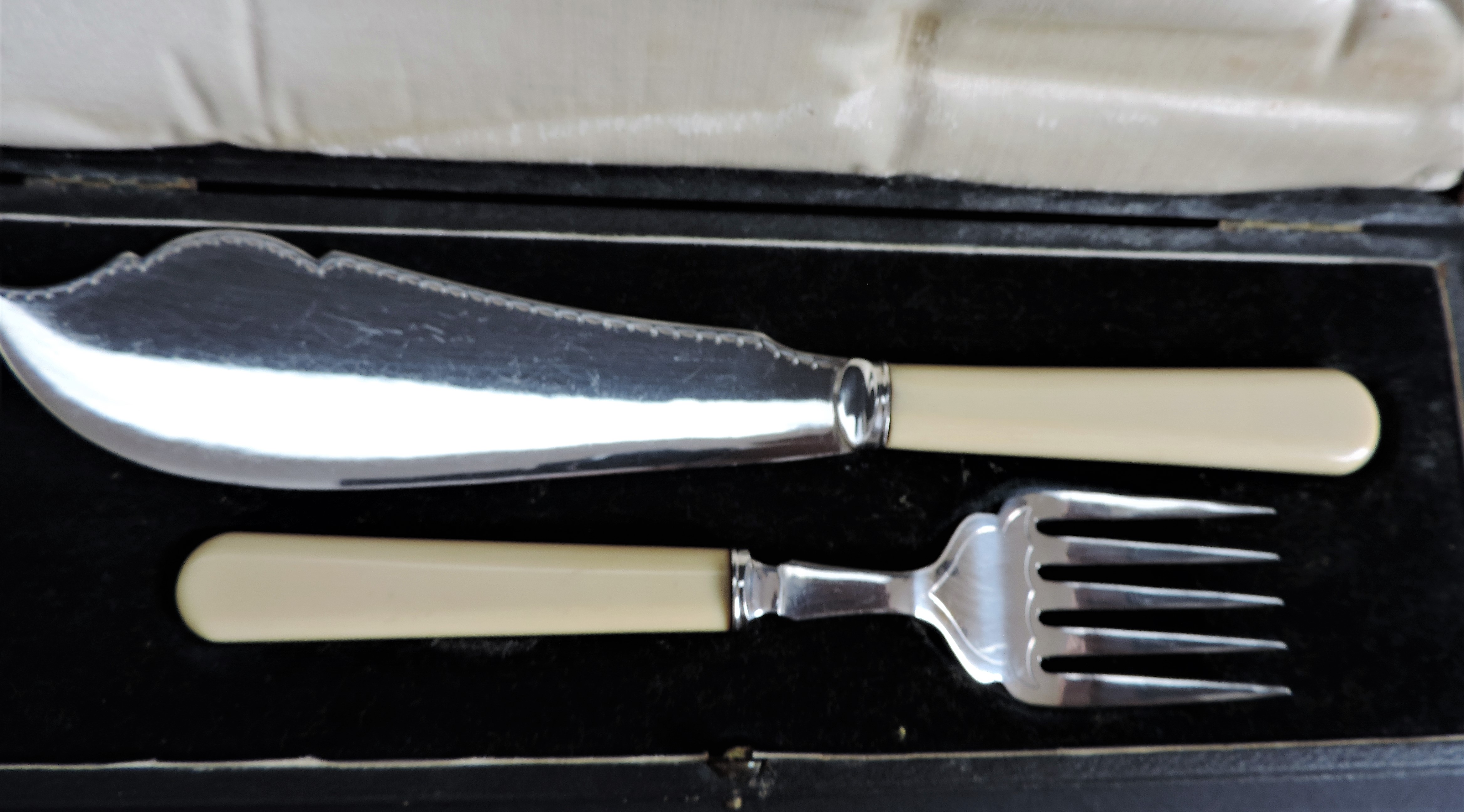 Vintage Silver Plated Fish Servers - Image 4 of 4