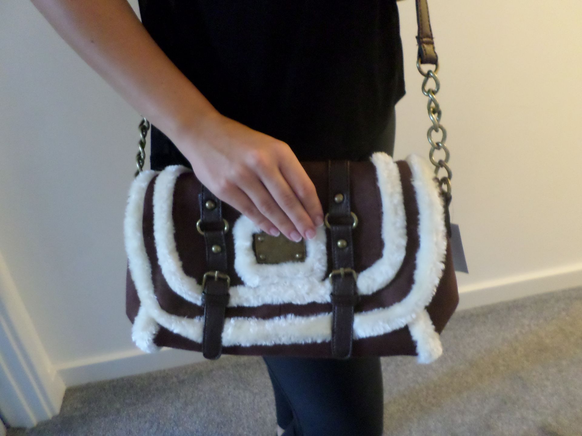 2 x Fur Crossover Handbags. Brand New. RRP £19.99 Each - Image 2 of 3