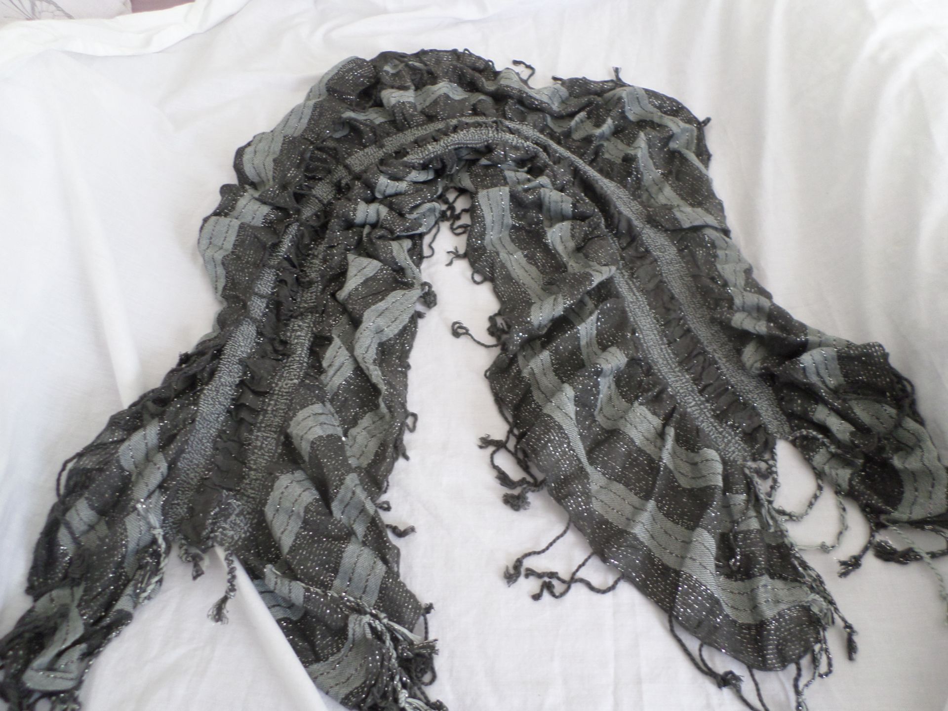 10 x Wrap Over Scarfs. RRP £10 Each. Brand New - Image 2 of 3
