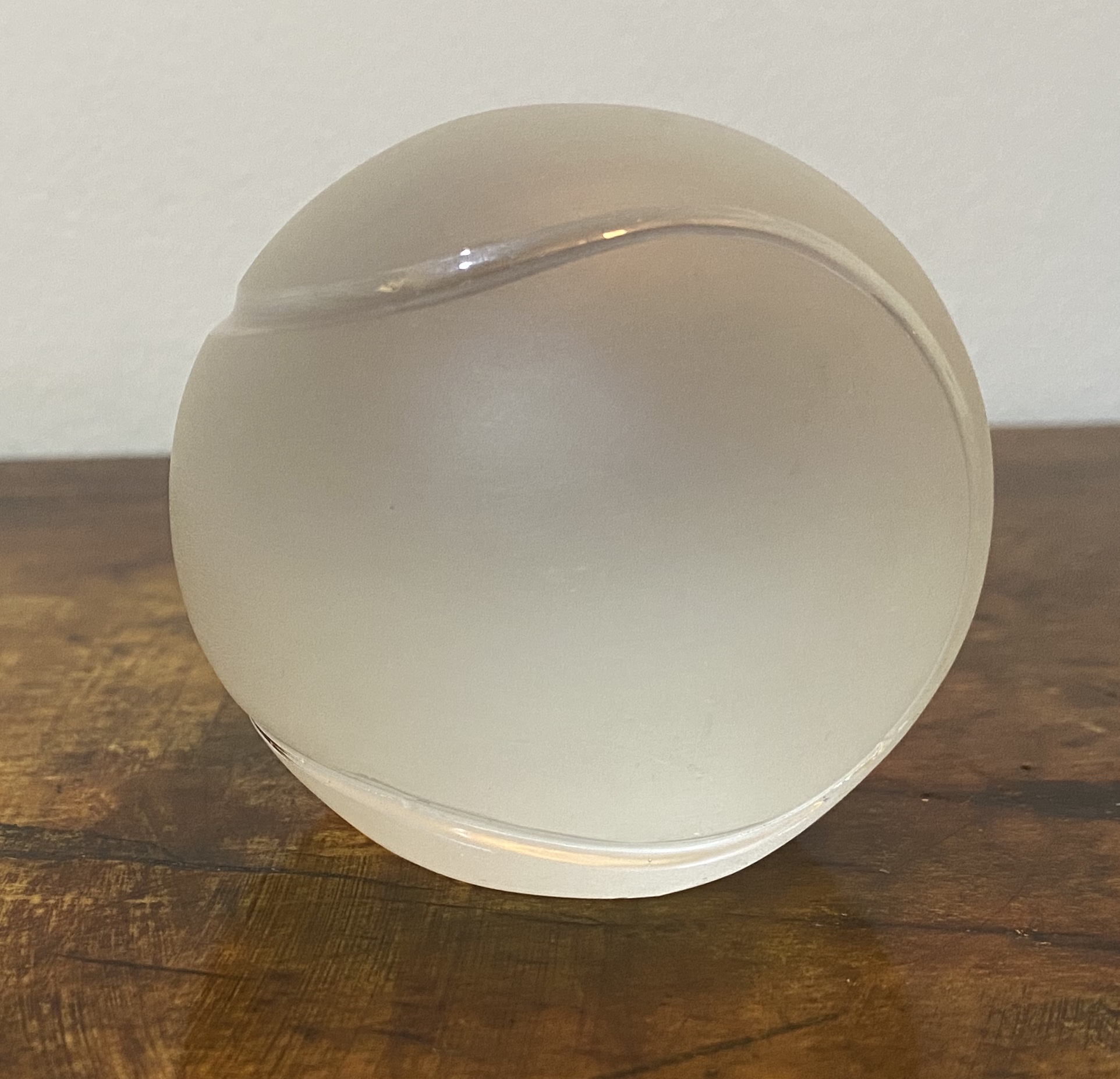 Tennis ball glass paper weight - Image 4 of 6
