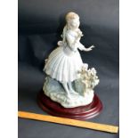 Vintage Retired Rare Lladro Exquisite Scent 1313