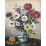 Attrib to Robert Dickie Cairns 1866-1944 R,S,A Oil still life chrysanthemums and Daisies