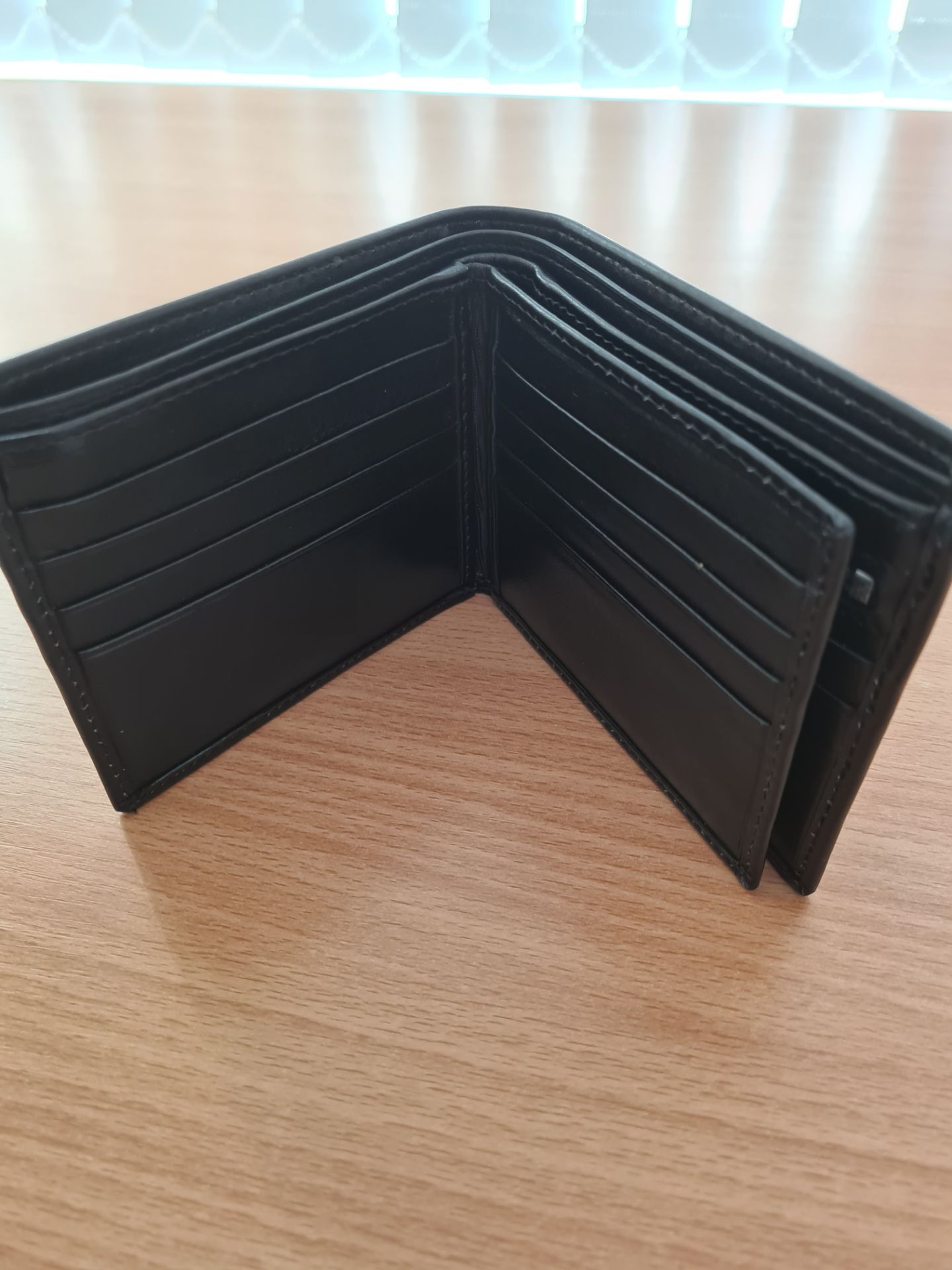 versace men's leather wallet - new with box - Bild 5 aus 8