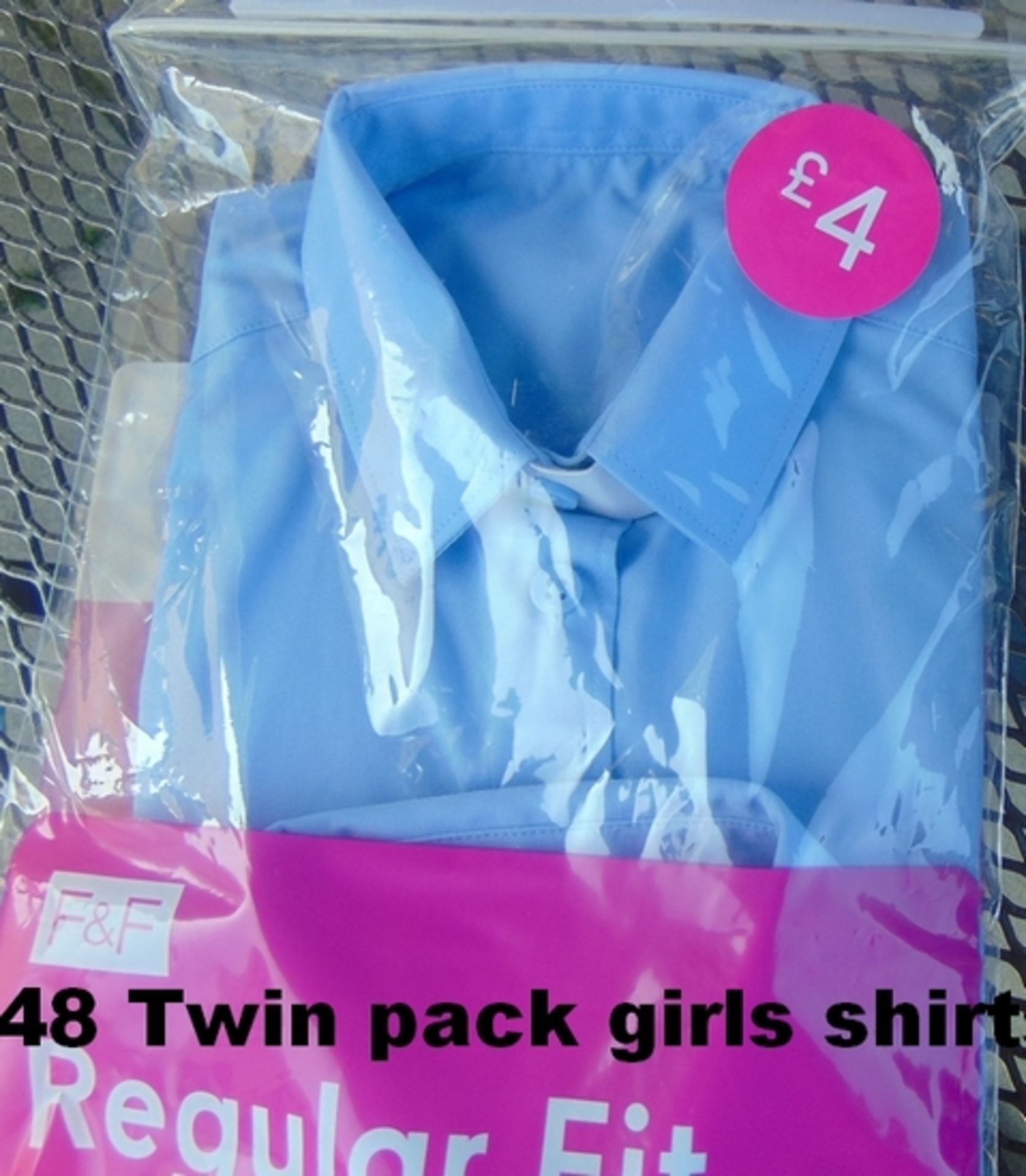 48 mixed girls and boys twin packs of shirts sizes from 5 to 13. - Bild 3 aus 3