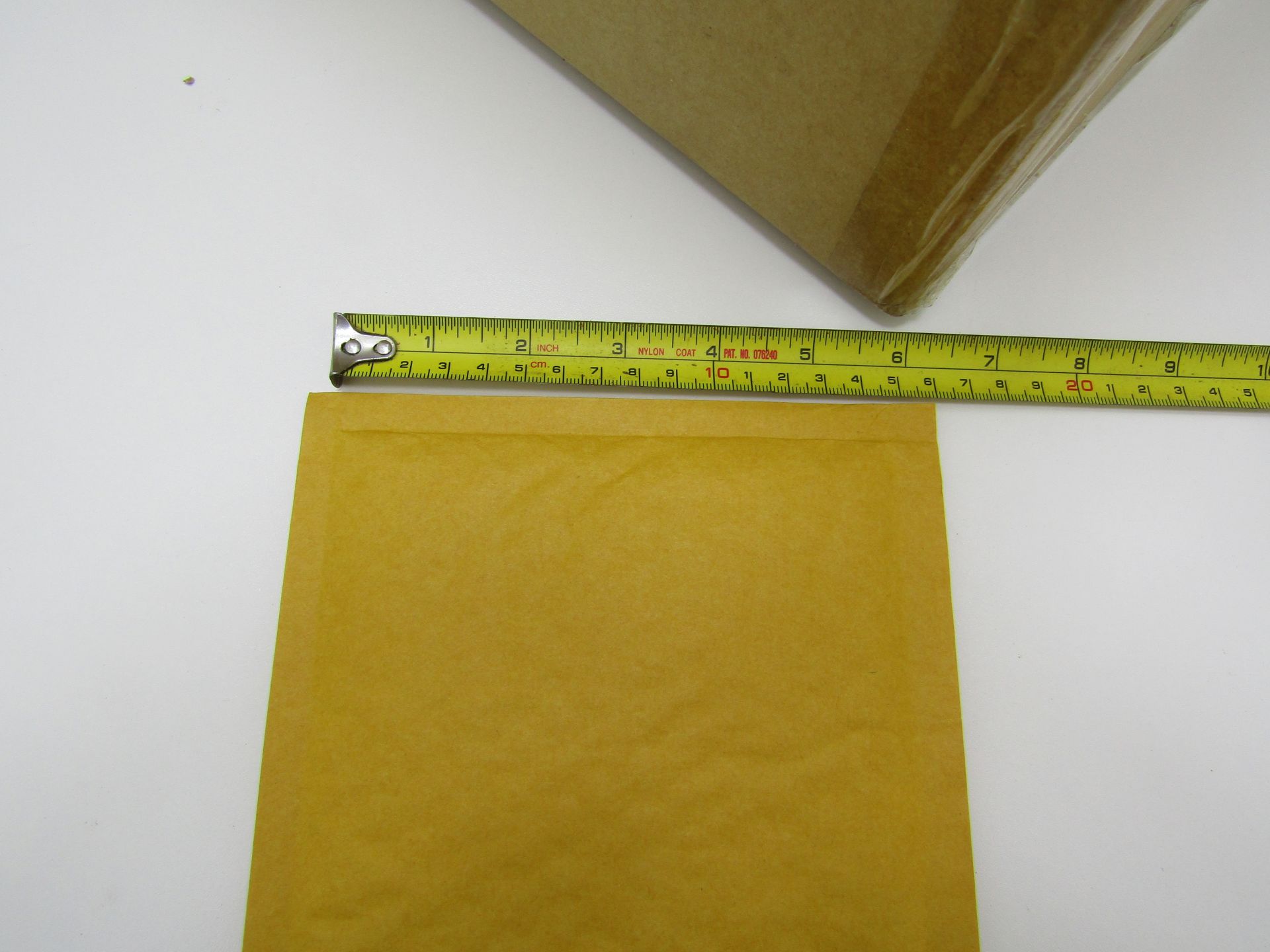 100 Padded Envelopes. Medium 220mm x 150mm. - Image 3 of 3