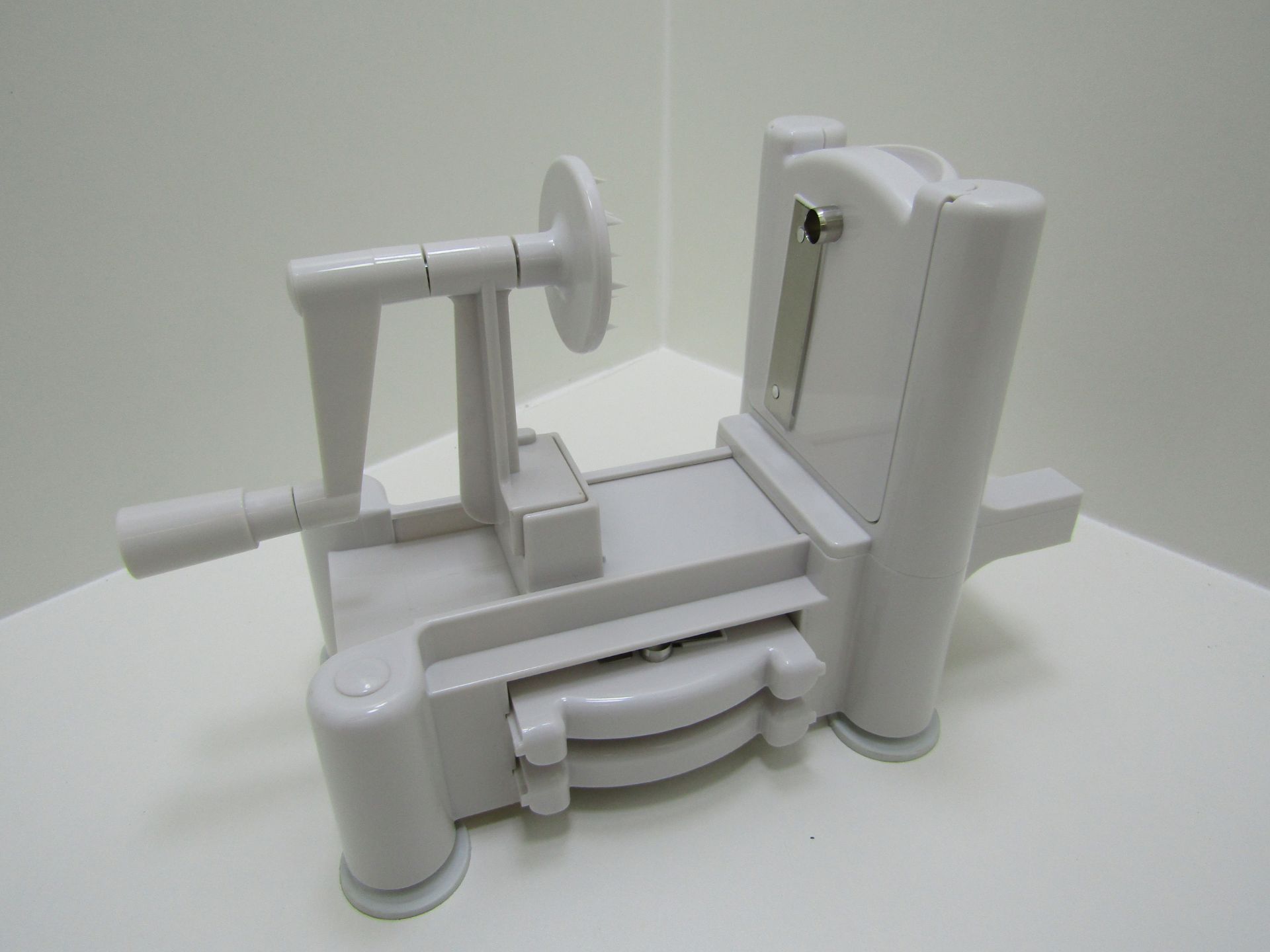 Vegetable spiral slicer & Noodle Maker HW3018. - Image 7 of 8