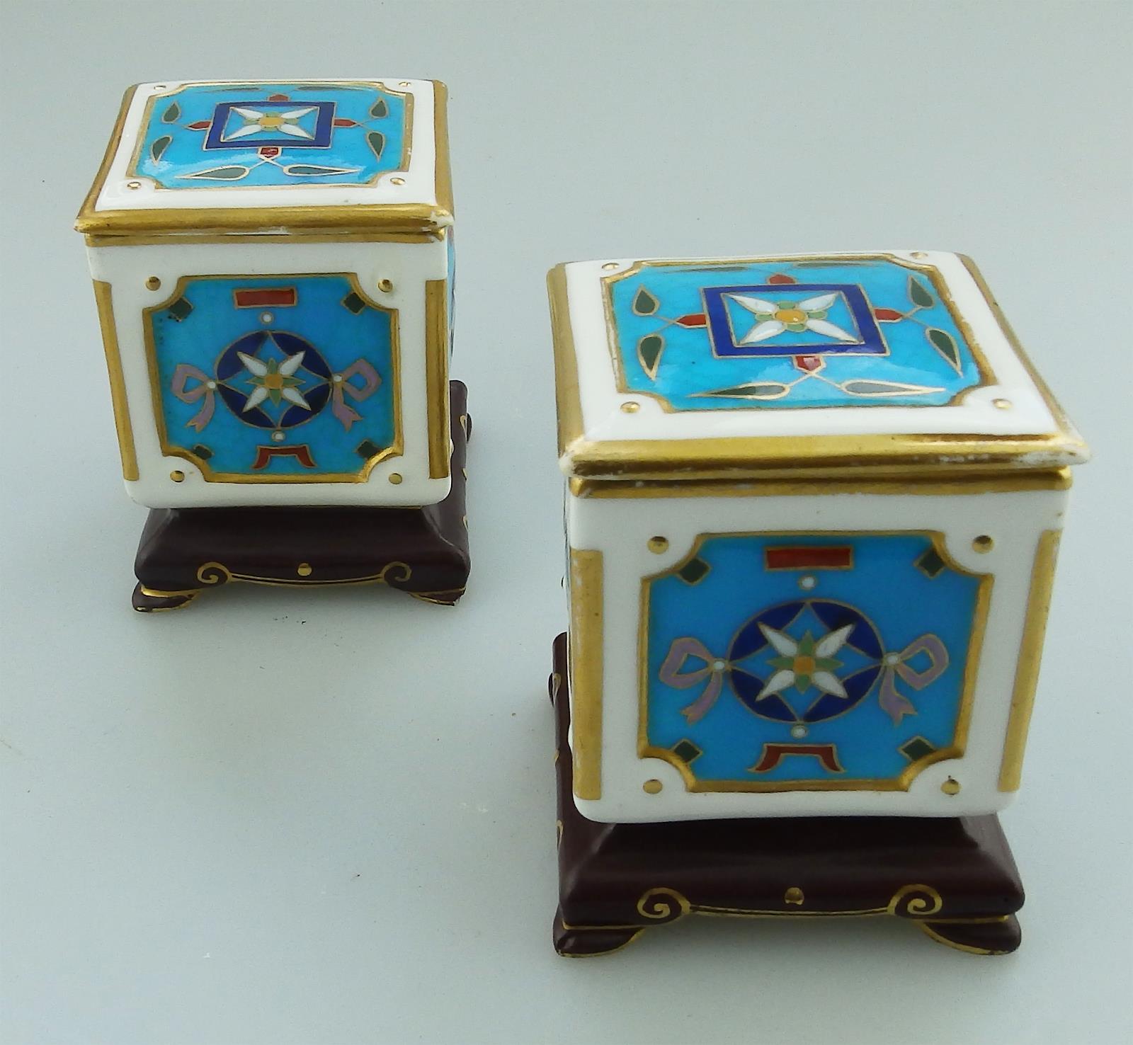A pair of Minton porcelain miniature Boxes designed by Christopher Dresser 19thC - Image 4 of 9