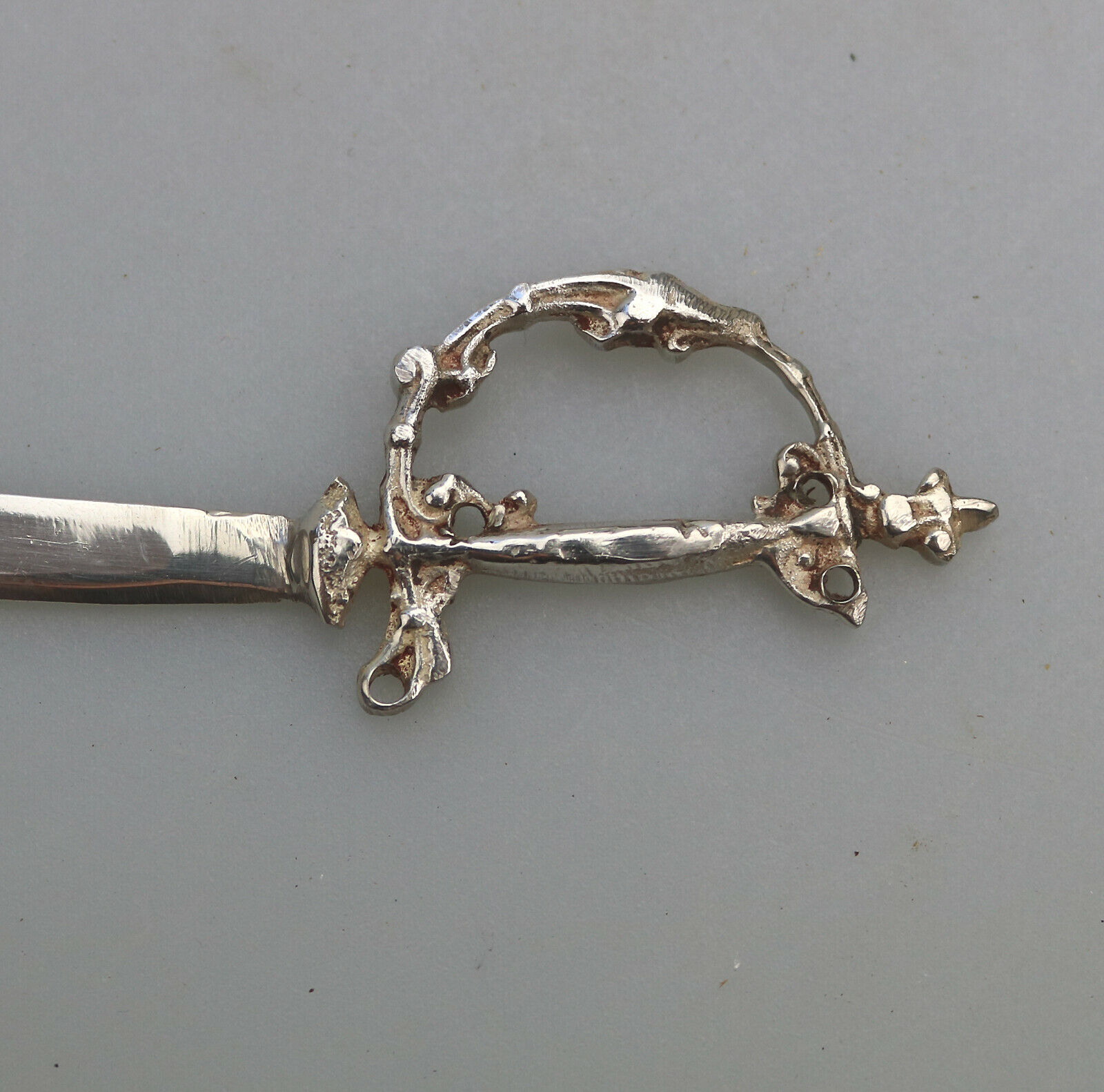 A novelty Egyptian solid silver Scimitar / Sword Letter Opener C.20thC - Image 4 of 6