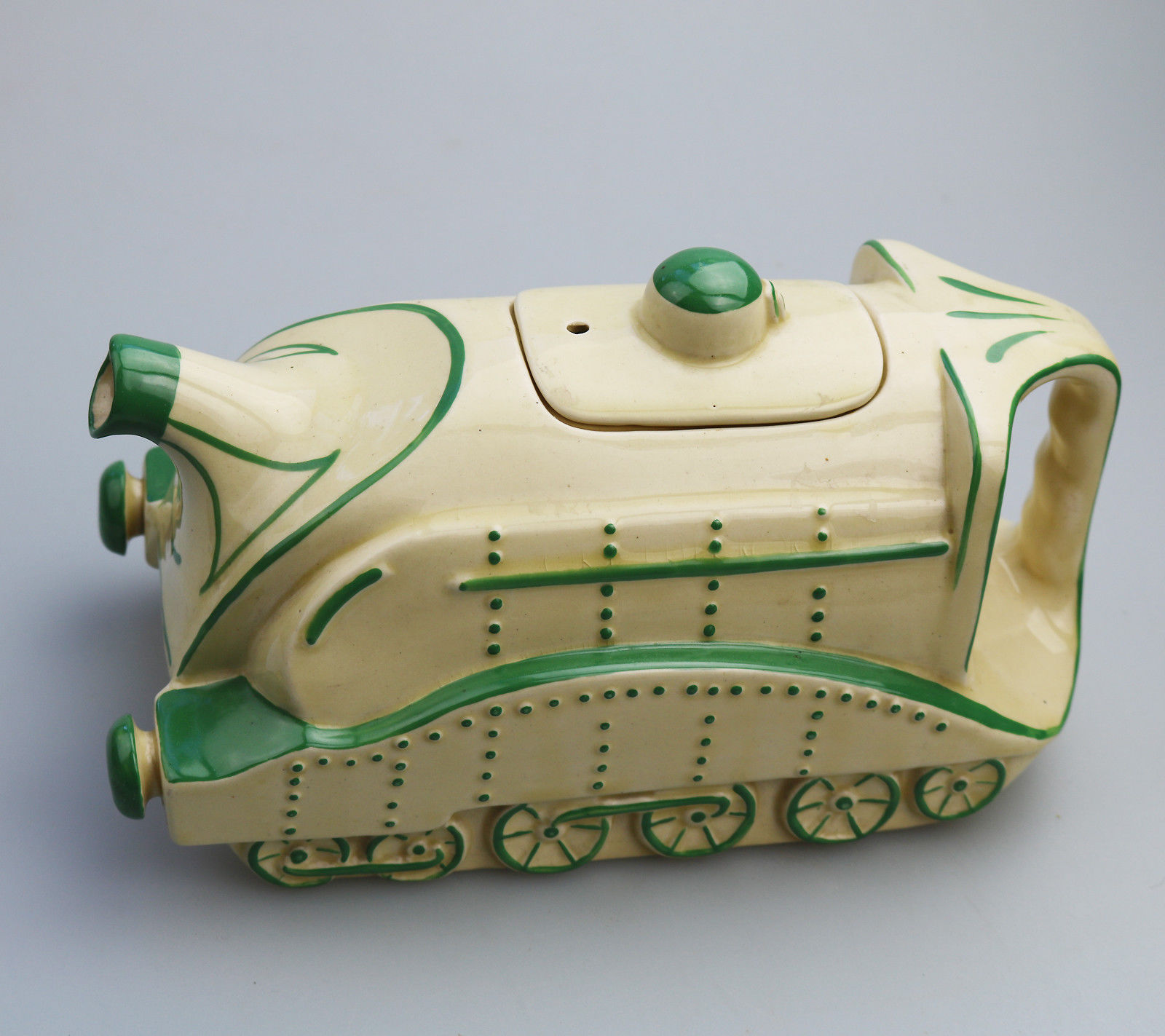 An extremely rare Sadler Mallard Train pottery Teapot C.1930's - Image 4 of 12