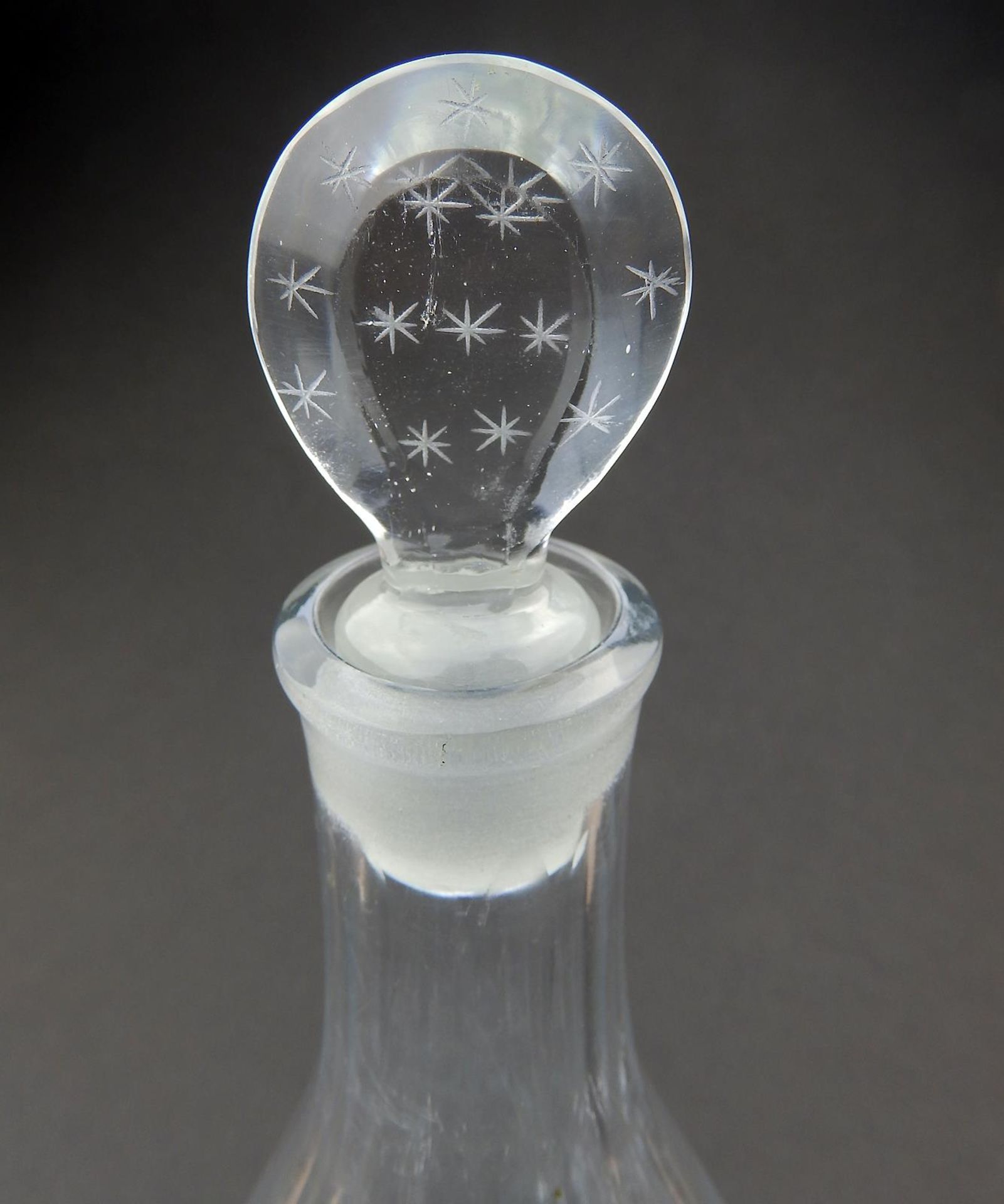 An unusual Sun, Moon & Stars engraved Georgian Decanter late 18th/early 19th - Image 4 of 9