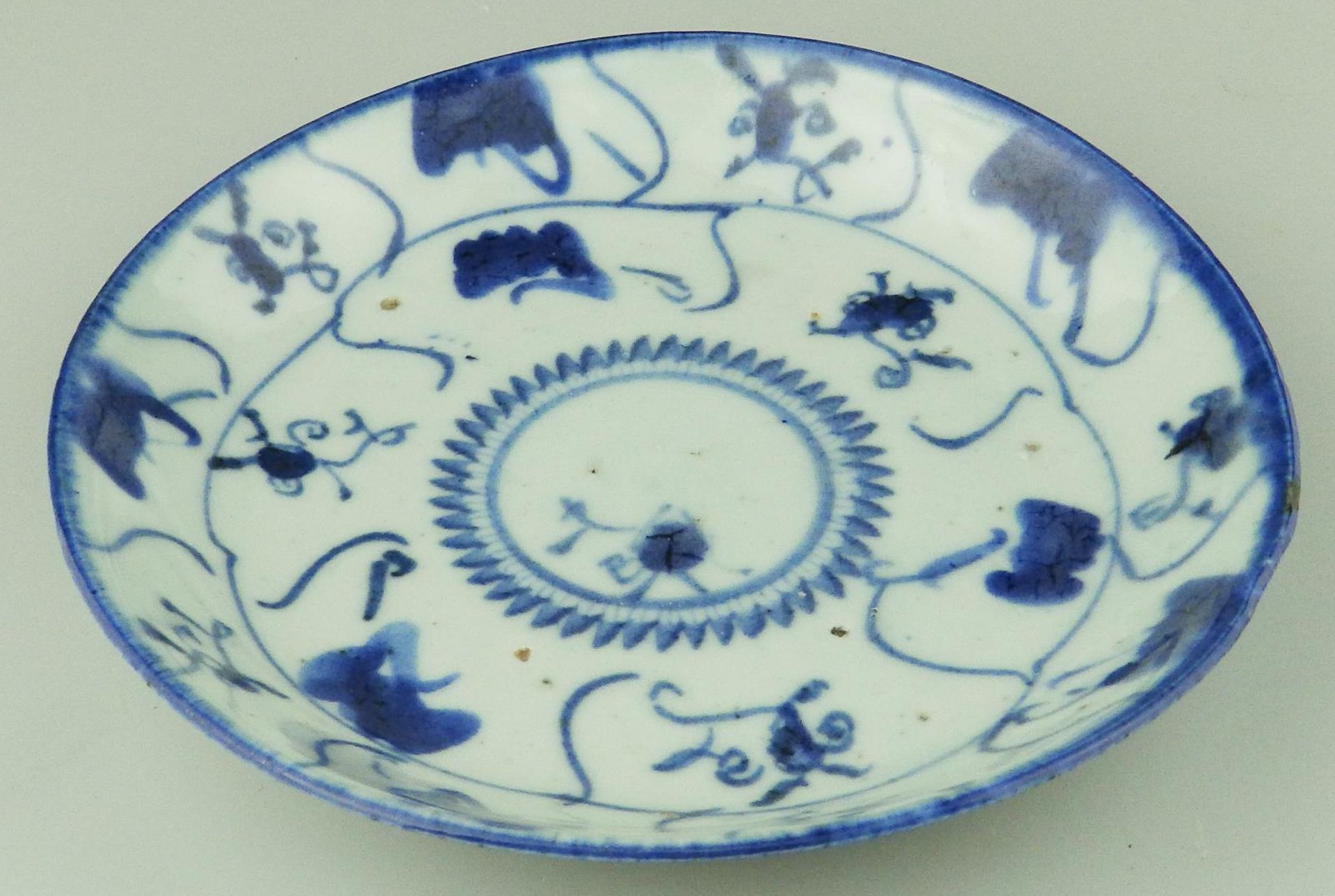 A large Chinese blue & white Saucer Dish signed pre 1800 - Image 2 of 3