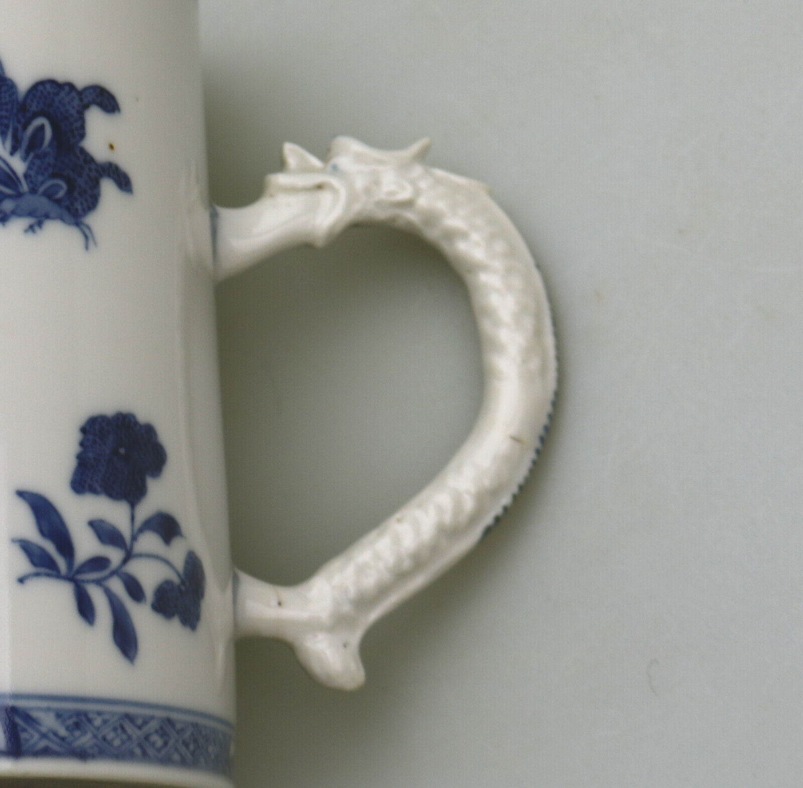A Chinese Export blue & white Porcelain dragon handled large Tankard C.19thC - Image 7 of 8