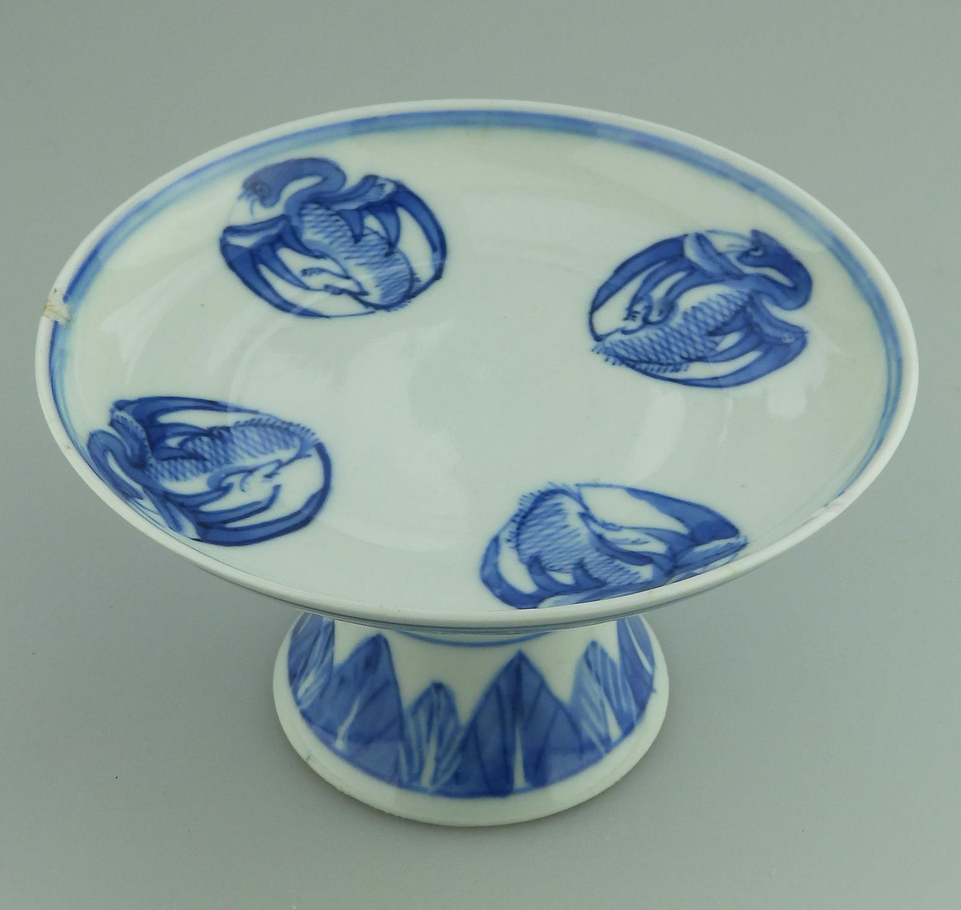 A Chinese blue & white Pedestal Tazza Comport signed 19thC - Image 3 of 6
