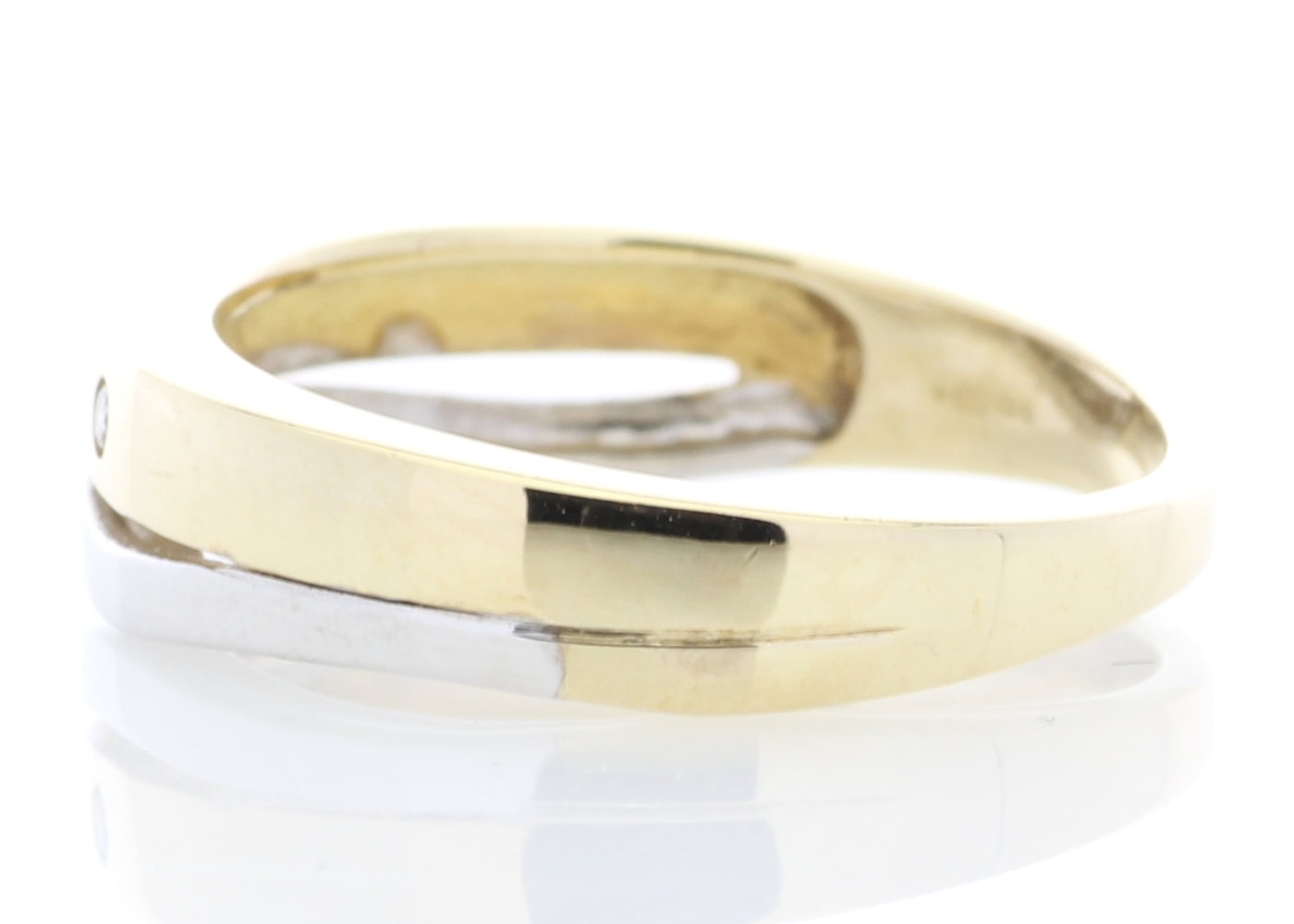 9ct Yellow Gold Single Stone Rub Over Set Diamond Ring - Image 3 of 5