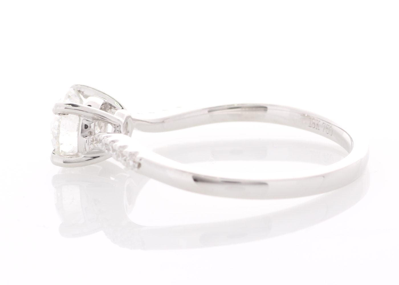 18ct White Gold Prong Set With Stone Set Shoulders Diamond Ring 0.73 Carats - Image 2 of 6