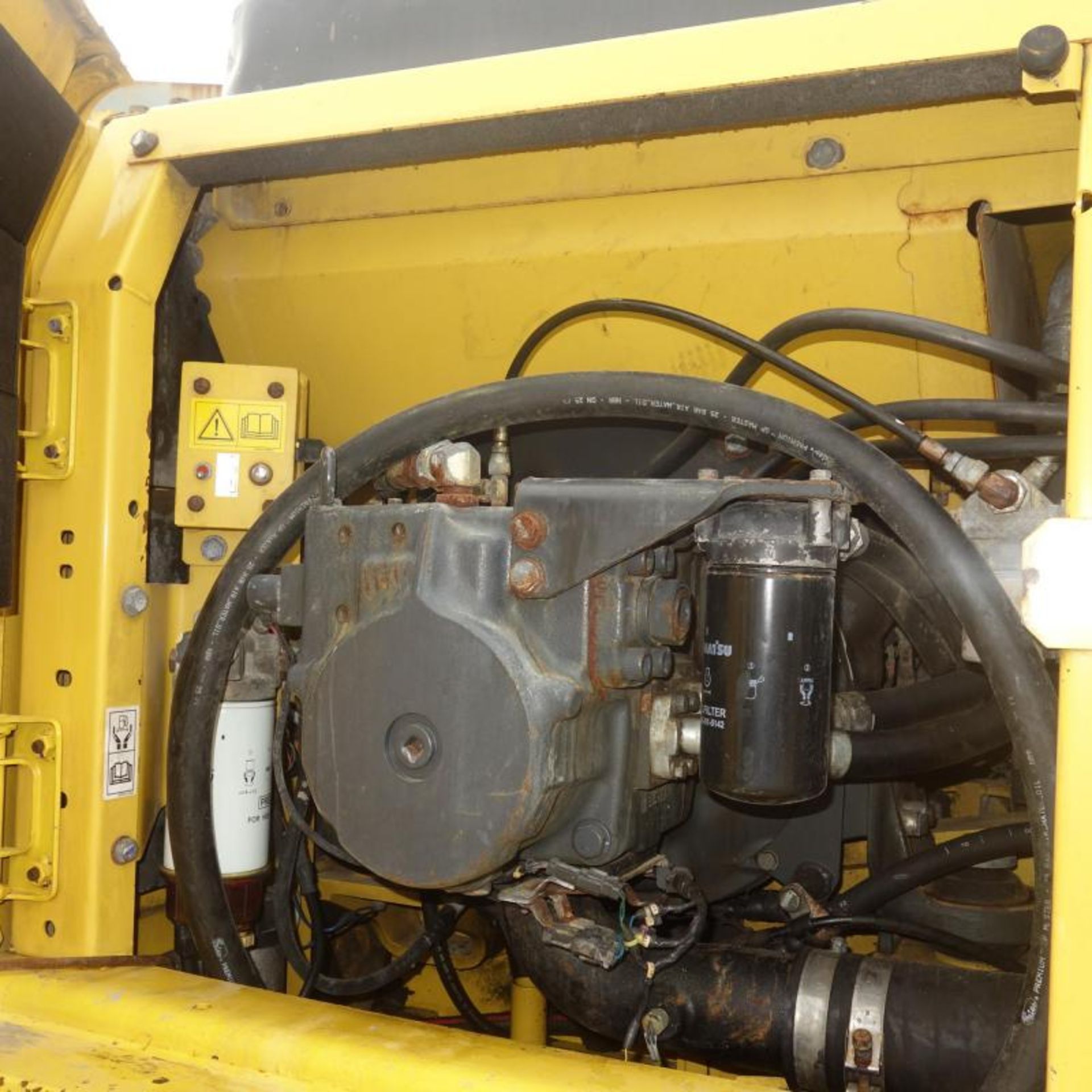 Komatsu PC210LC - Image 7 of 8