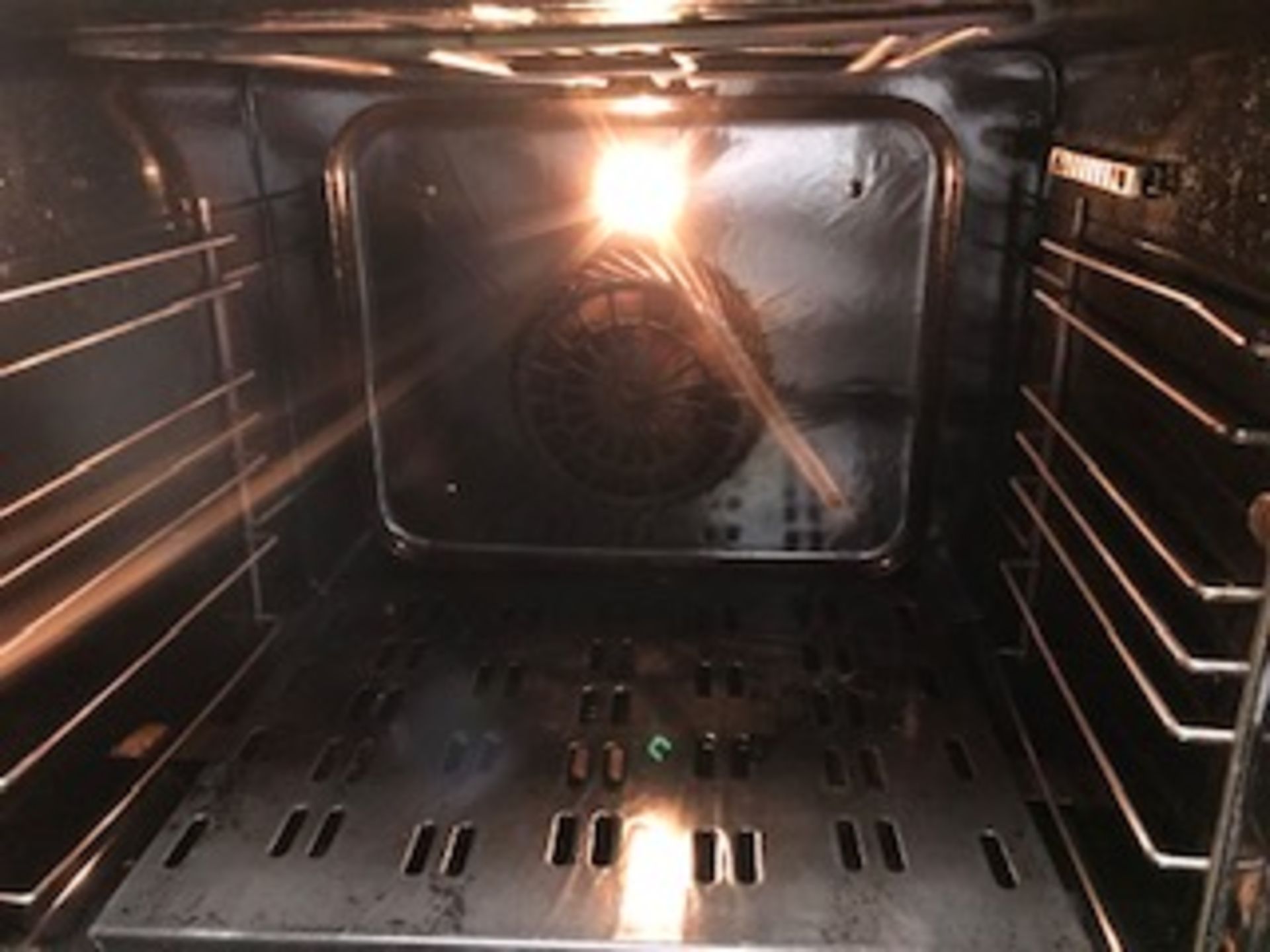 Quattro turbo convection oven on mobile stand - Image 2 of 5