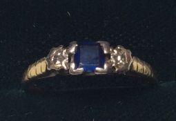 Diamonds And Sapphire Vintage Stunning 18 Ct Gold & Platinum Setting Ring