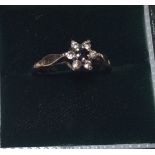 Antique 9Ct Gold Set With6 Diamonds In Platinum Setting