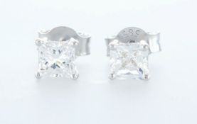 14 Kt. White Gold - Earrings Diamond -0.65Ctw