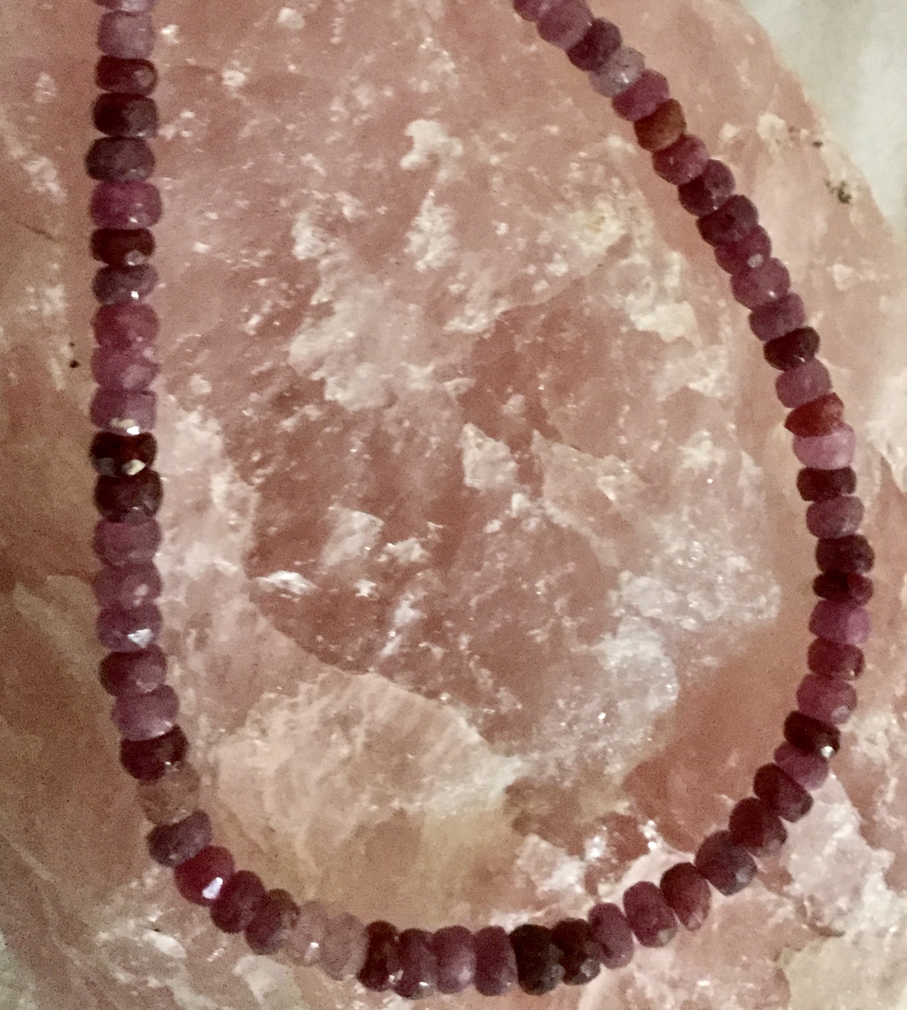 Ruby's Graduated Rondelles 18 Cm Strand - Image 3 of 5
