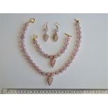 A Rose Quartz Necklace, Bracelet And Earrings Set With Arrow Heads