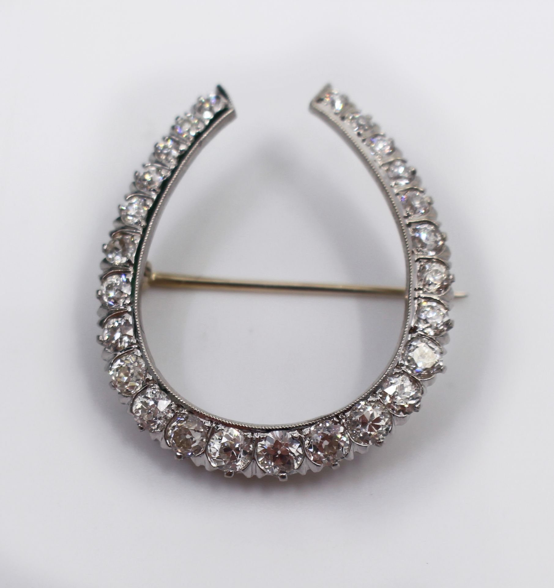 Fine Platinum Diamond Horseshoe Brooch c.1925 - Image 2 of 6