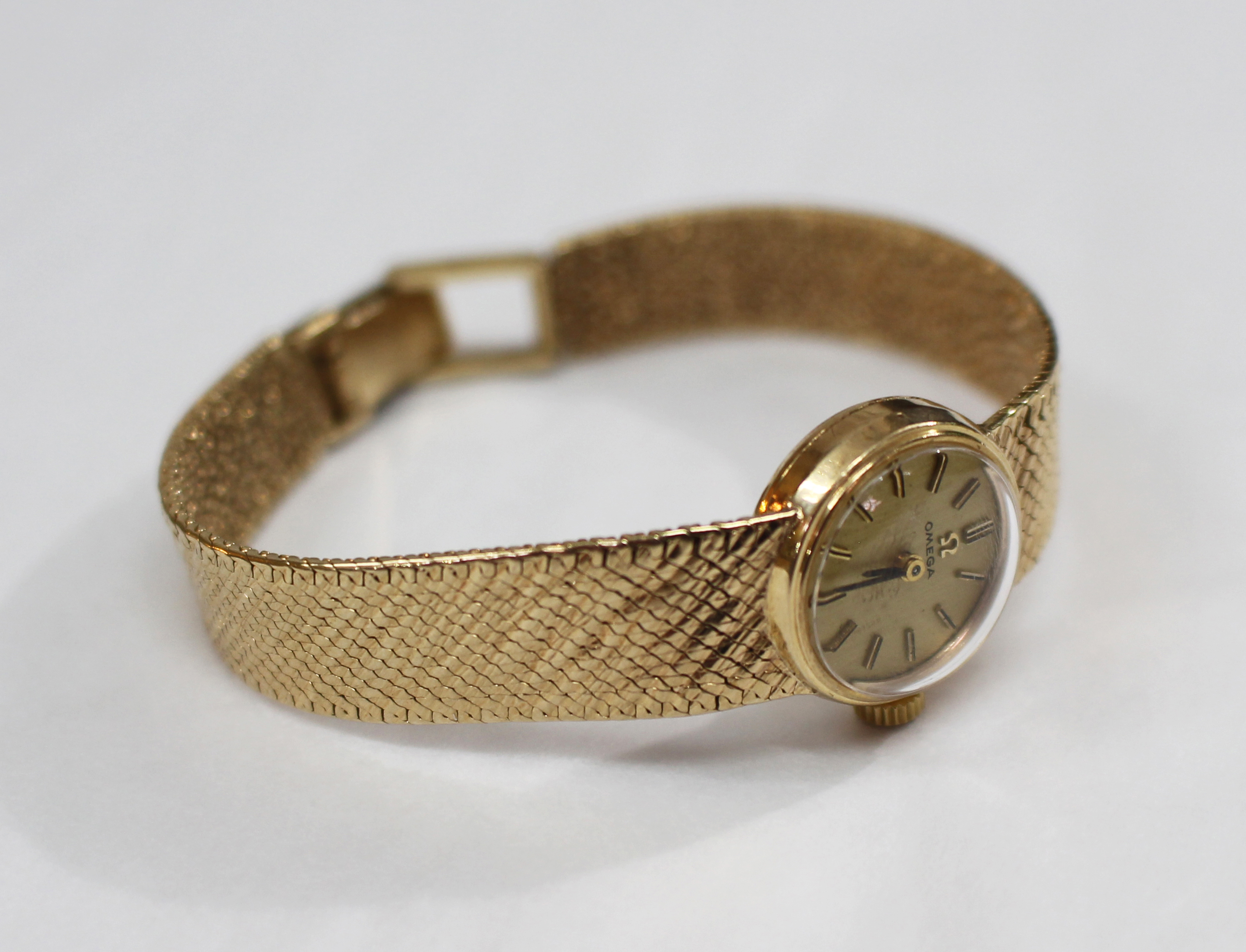 Vintage 1960's 9ct Gold Omega Ladies Wristwatch - Image 3 of 11