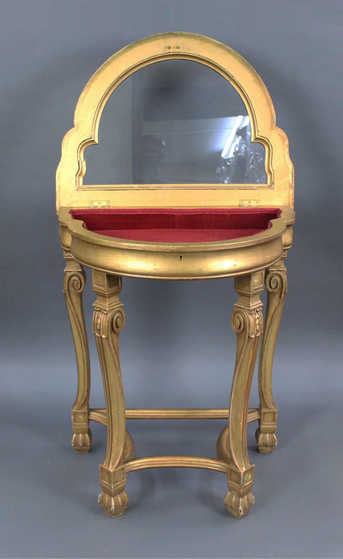 Victorian Carved Giltwood Bijouterie Cabinet - Image 3 of 4