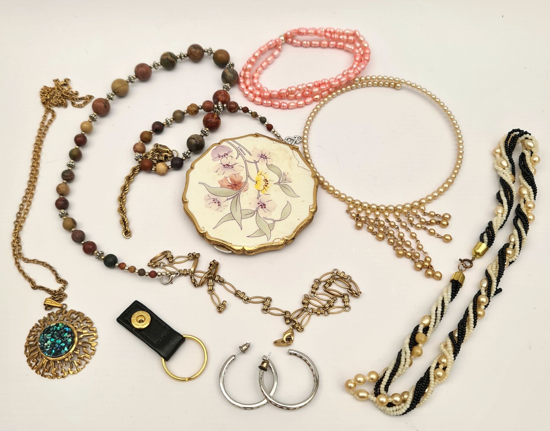 Vintage Parcel of Costume Jewellery